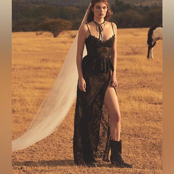 New NWT V. Chapman Ophilia Dress — Black Size 12 - Picture 2 of 8